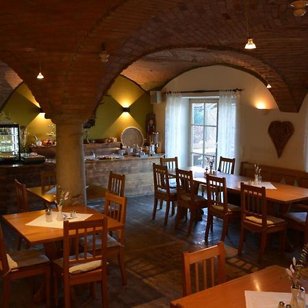 Hotel Garni Kern Halfing Esterno foto