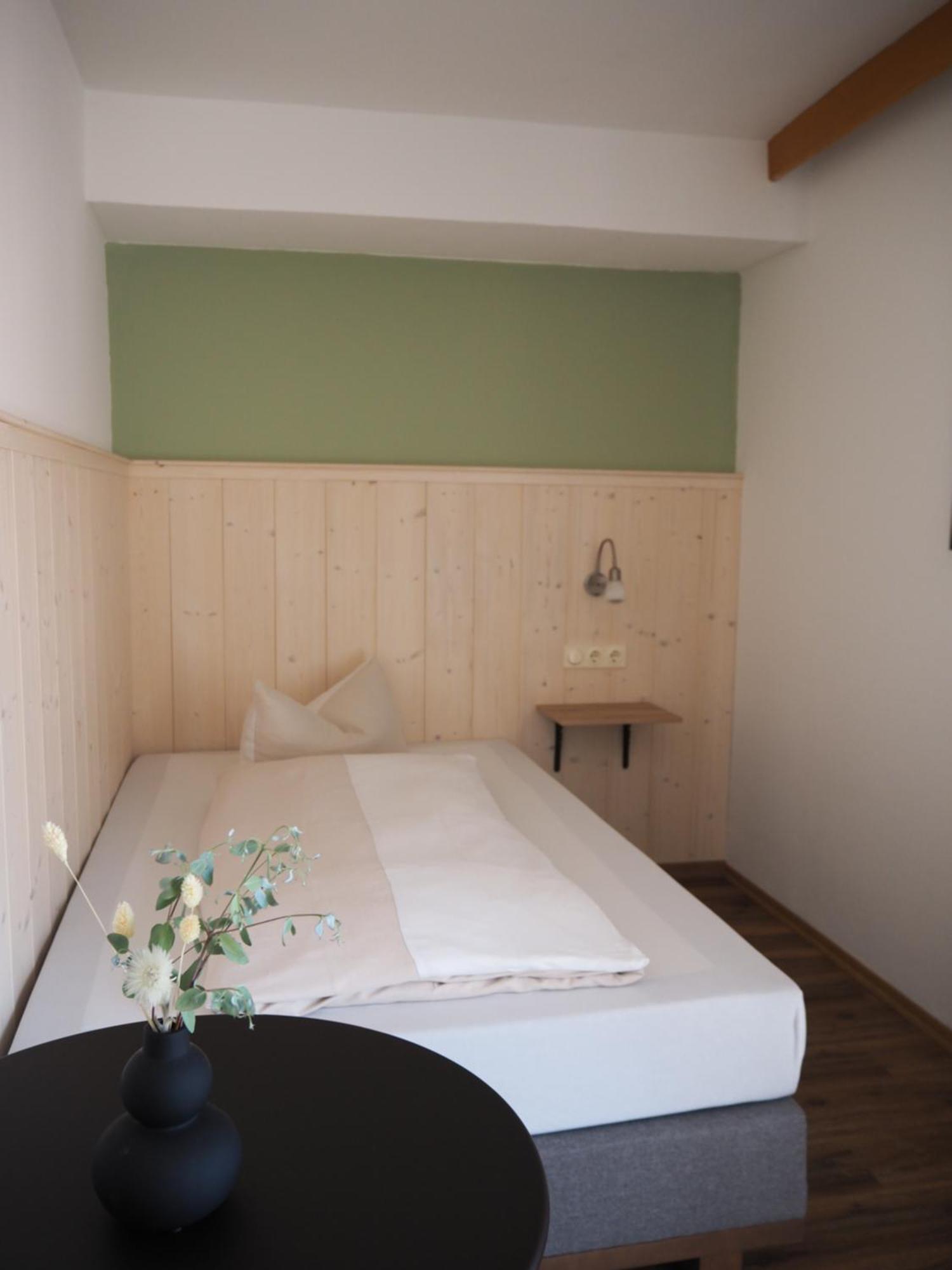 Hotel Garni Kern Halfing Esterno foto