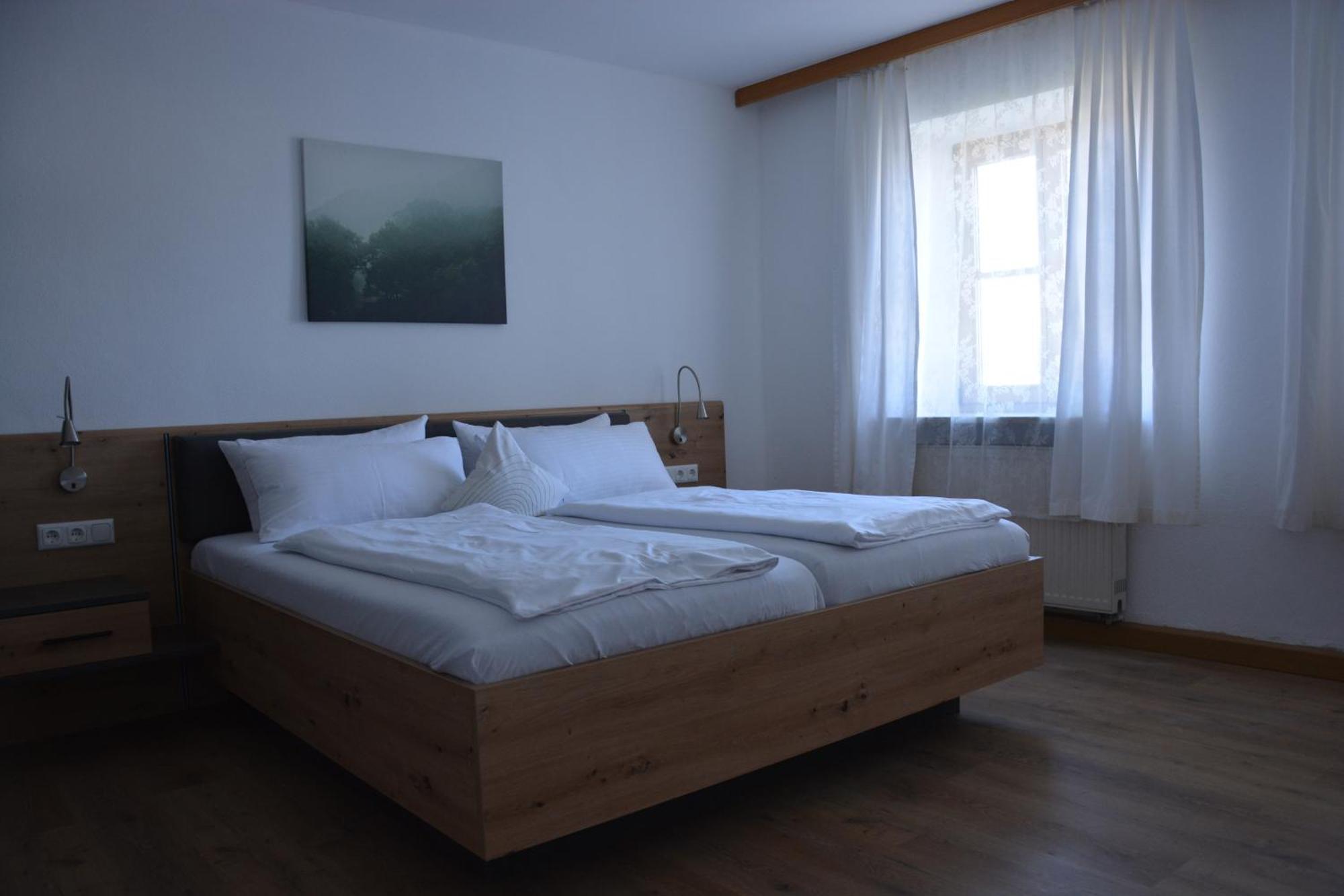 Hotel Garni Kern Halfing Esterno foto